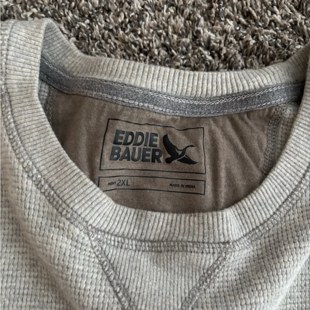 (2 items for price of 1!) Eddie Bauer Men's Light Gray Crewneck Sweater - Picture 2 of 3